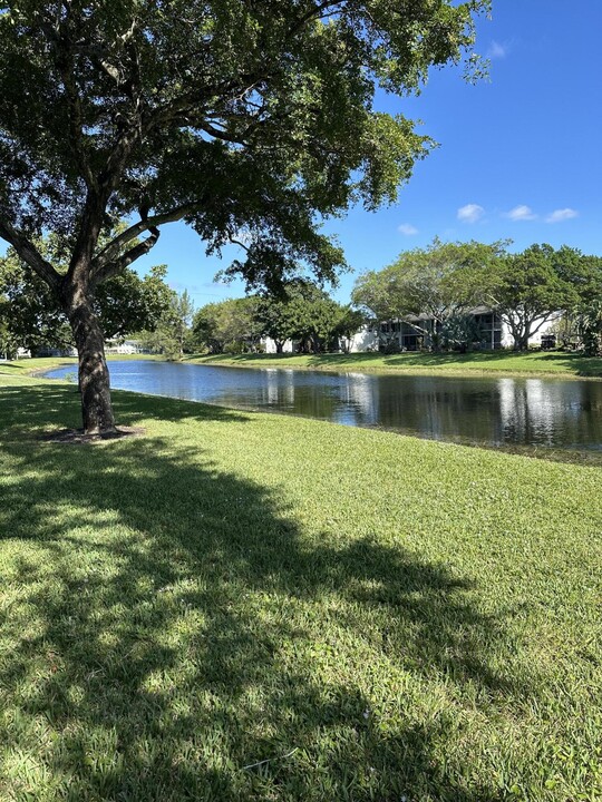 51 Tilford C in Deerfield Beach, FL - Building Photo