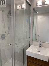 720 E 3rd St in North Vancouver, BC - Building Photo - Building Photo