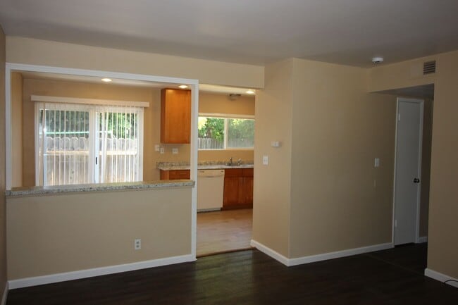 property at 4441 Yukon Dr
