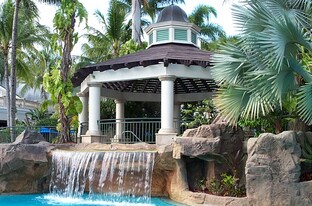 9202 Museo Cir in Naples, FL - Building Photo