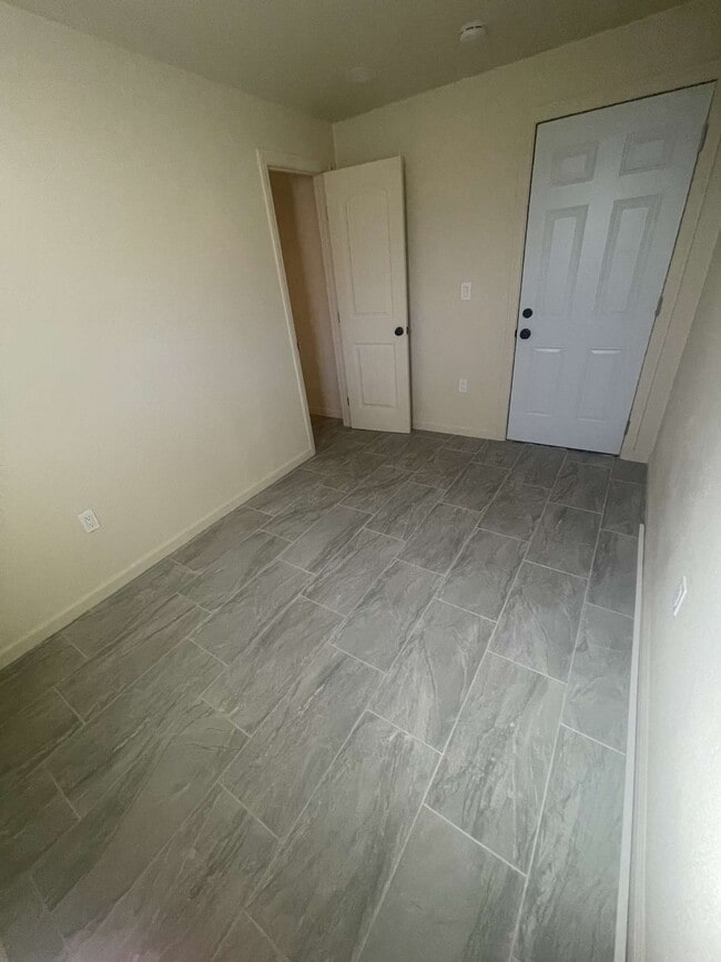 7644 Church St in Lemon Grove, CA - Foto de edificio - Building Photo