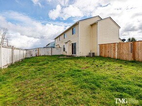 16404 NE 9th Way in Vancouver, WA - Building Photo - Building Photo