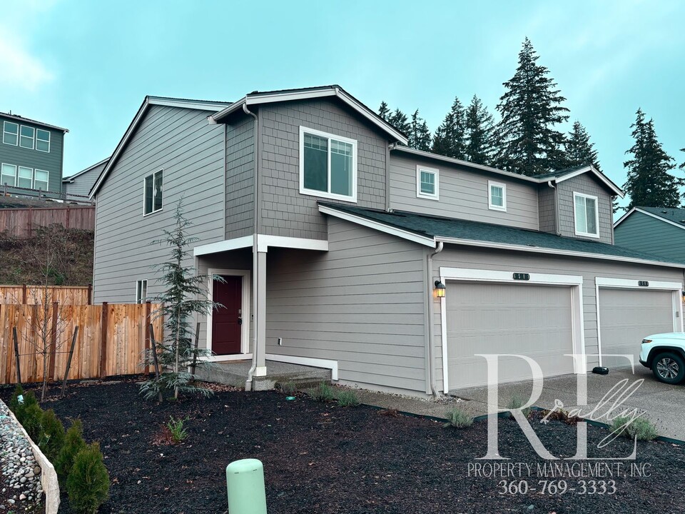 6508 Yorktown Pl NE in Bremerton, WA - Building Photo