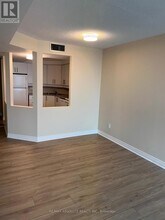 550 Cambridge St S in Ottawa, ON - Building Photo - Building Photo