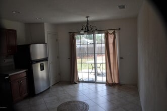 76137 Long Pond Loop in Yulee, FL - Building Photo - Building Photo