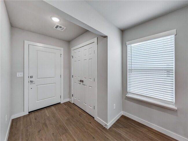 6619 NW Altus St in Bentonville, AR - Building Photo - Building Photo