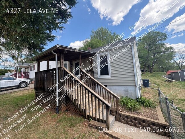 4327 Lela Ave NE in Roanoke, VA - Building Photo - Building Photo