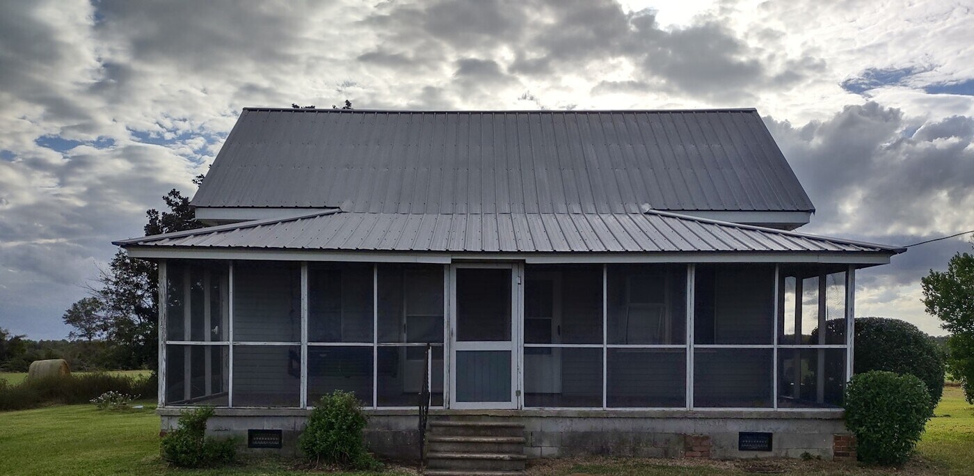 3269 GA-296 in Louisville, GA - Building Photo