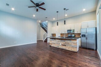 6405 Chesterfield Ave in Austin, TX - Building Photo - Building Photo