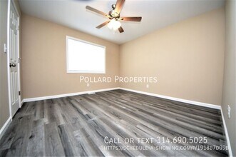 210 Arlington Way in Warrenton, MO - Building Photo - Building Photo