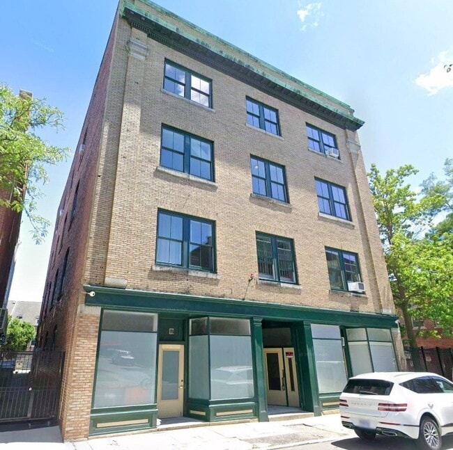 92 Gorham St, Unit 201