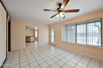 8444 W Montecito Ave in Phoenix, AZ - Building Photo - Building Photo