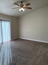 4694 N Maplestone Ave in Meridian, ID - Building Photo - Building Photo