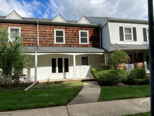 property at 22 Maddaket Ct
