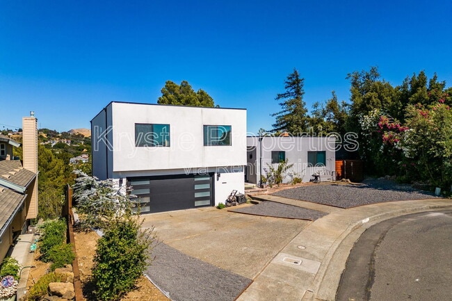 property at 12 Elna Dr