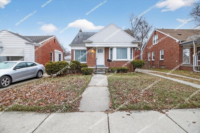 11704 Royal Grand Ave