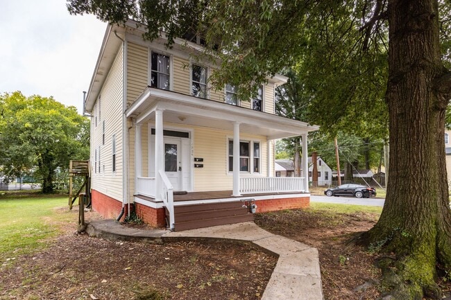property at 3224 Moody Ave