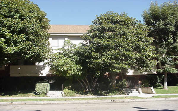 1734 Brockton in Los Angeles, CA - Building Photo - Building Photo