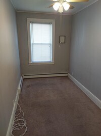 75 Newman Ave photo'