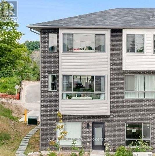 property at 369-369 Essa Rd