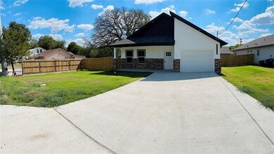 4025 Lake St in Greenville, TX - Building Photo - Building Photo