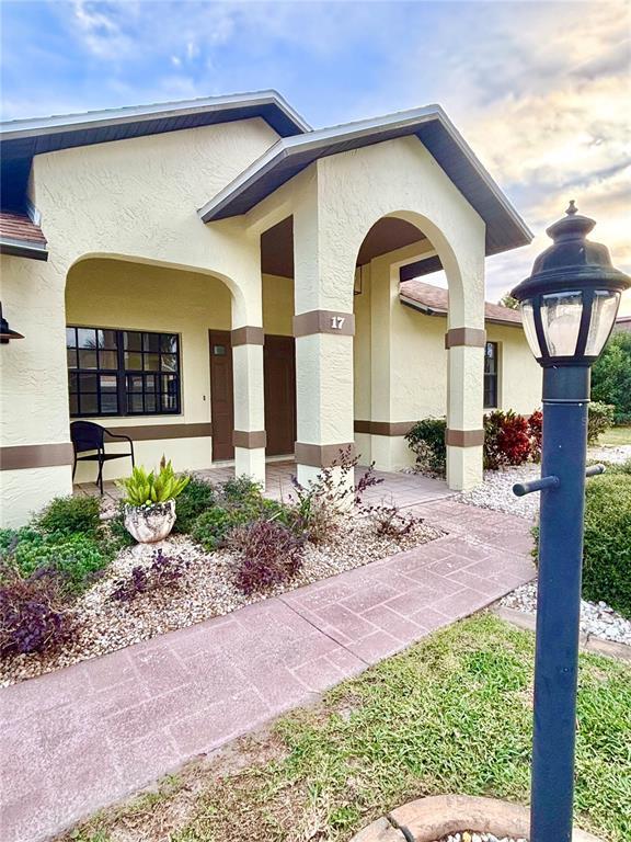 property at 17 Fenwick Ln