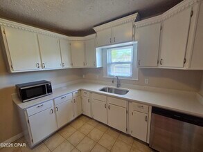 1525 Oak Ave in Panama City, FL - Building Photo - Building Photo
