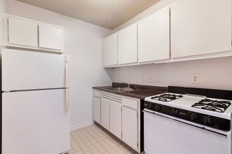 Park Pleasant Apartments in Washington, DC - Building Photo - Interior Photo