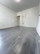 72 Chauncey Ave in New Rochelle, NY - Building Photo - Building Photo