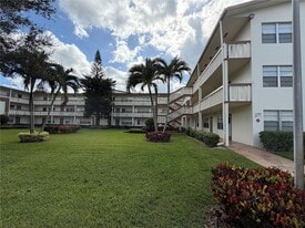 95 Mansfield C in Boca Raton, FL - Building Photo