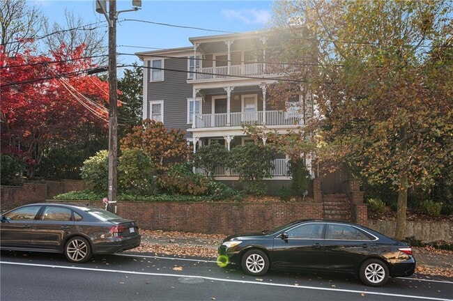 45 Olney St in Providence, RI - Building Photo - Building Photo