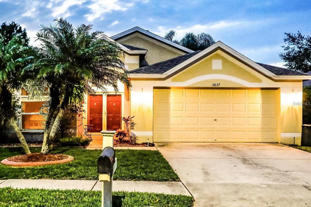 3837 Lockridge Dr in Land O Lakes, FL - Building Photo