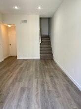 14520 Plummer St, Unit 8310 in Los Angeles, CA - Building Photo - Building Photo