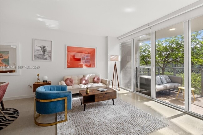 property at 2155 Washington Ct