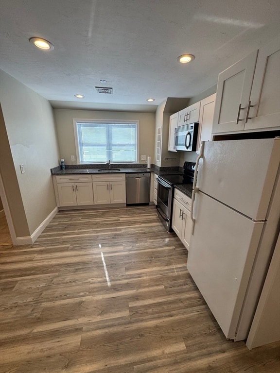 15 Johnson Ct in Brockton, MA - Building Photo - Building Photo