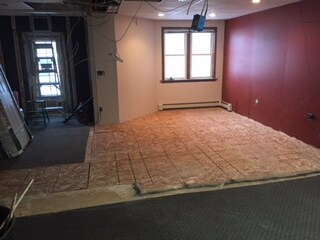 614 E Lakeshore Dr in Houghton, MI - Building Photo