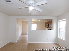 853 Barrel Point in San Antonio, TX - Building Photo - Building Photo