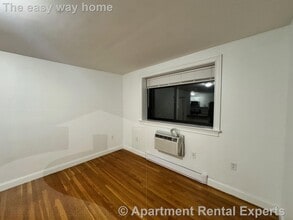 134 Summer St in Malden, MA - Foto de edificio - Building Photo