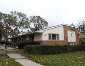 441 S Addison Rd in Addison, IL - Building Photo