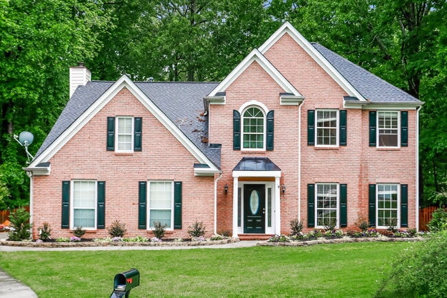 1126 Holly Green Ct