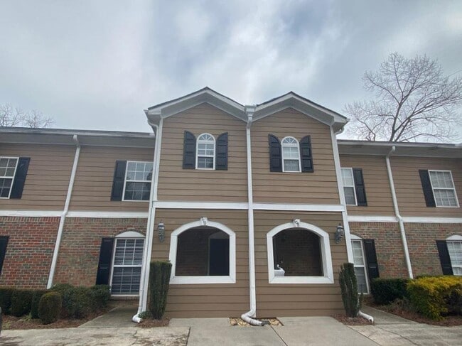property at 710 Summer Pl NW