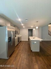 3160 Magnolia Bloom Dr in Hernando, MS - Building Photo - Building Photo