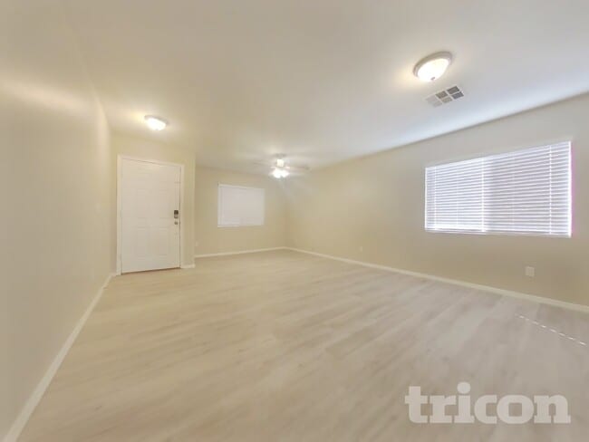 1368 S 228th Dr in Buckeye, AZ - Foto de edificio - Building Photo