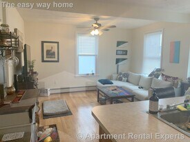 381 Columbia St in Cambridge, MA - Building Photo