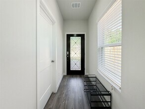 164 Valiant Ridge Trail in Magnolia, TX - Foto de edificio - Building Photo