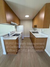 404 Nashville Ave in Huntington Beach, CA - Building Photo - Building Photo