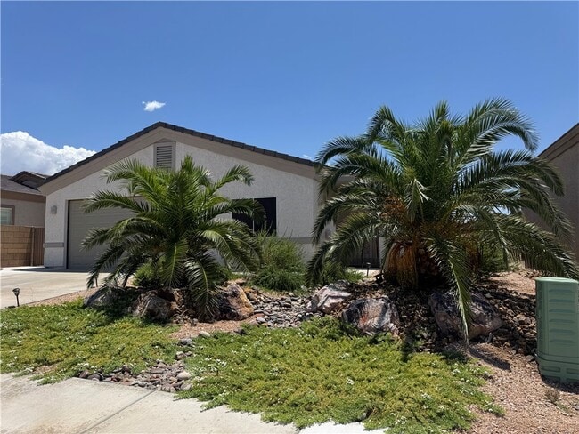 2744 Buffalo Trl in Bullhead City, AZ - Building Photo - Building Photo