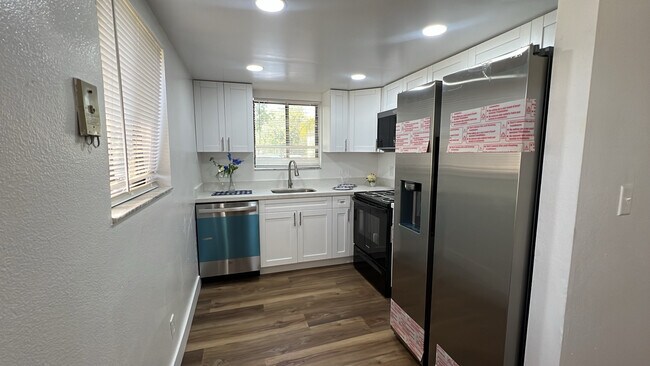 1045 S Flagler Ave