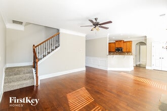 102 Birchwood Ct in Loganville, GA - Building Photo - Building Photo