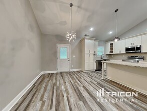 7841 Melanie Dr in Douglasville, GA - Building Photo - Building Photo